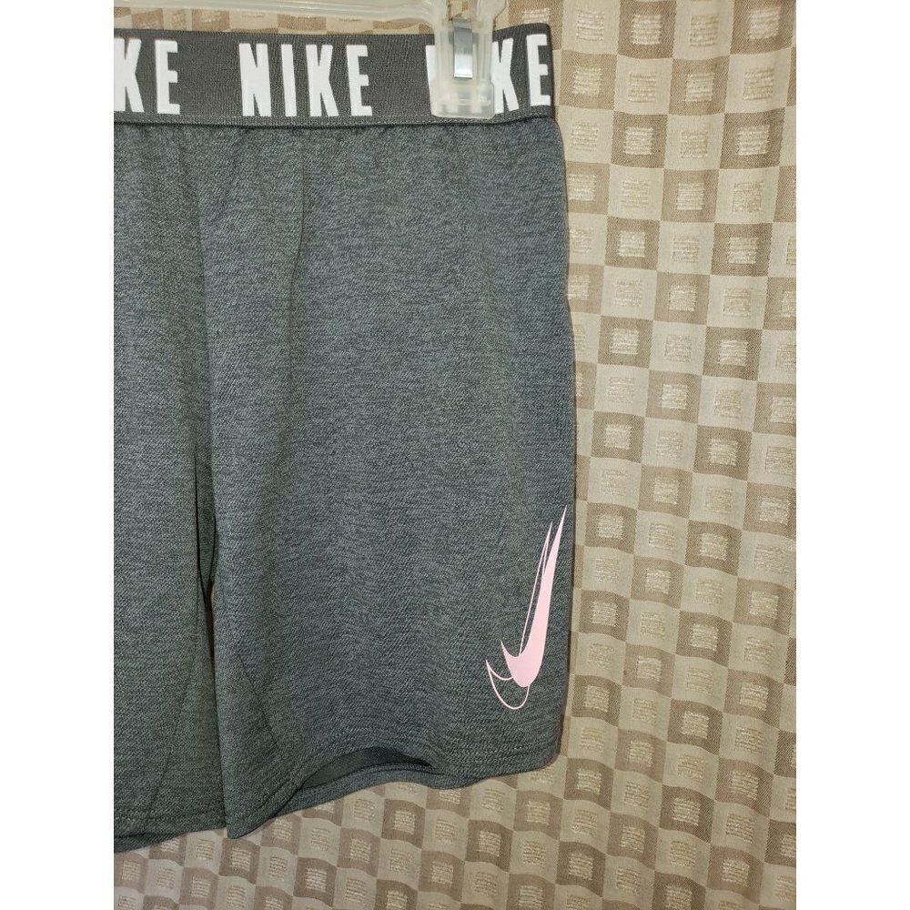 Nike Girls' Dry Trophy 6" Shorts Athletic Activewear Medium NWOT - Picture 6 of 7